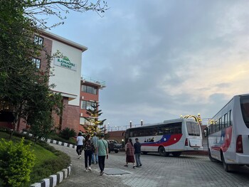 ratna giri resort
