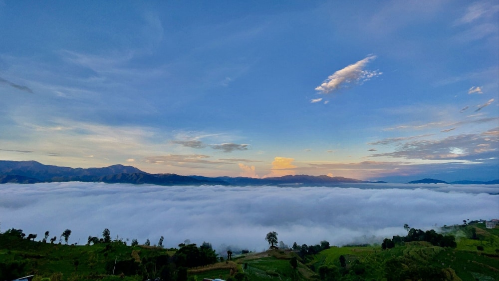 ratna giri resort
