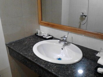 silver green hotel yangon