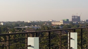 silver green hotel yangon