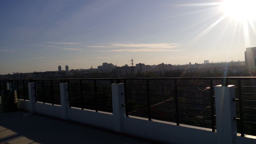 silver green hotel yangon