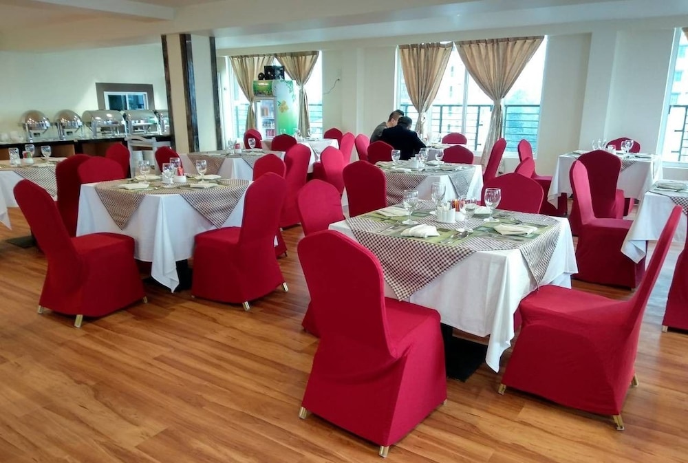 silver green hotel yangon
