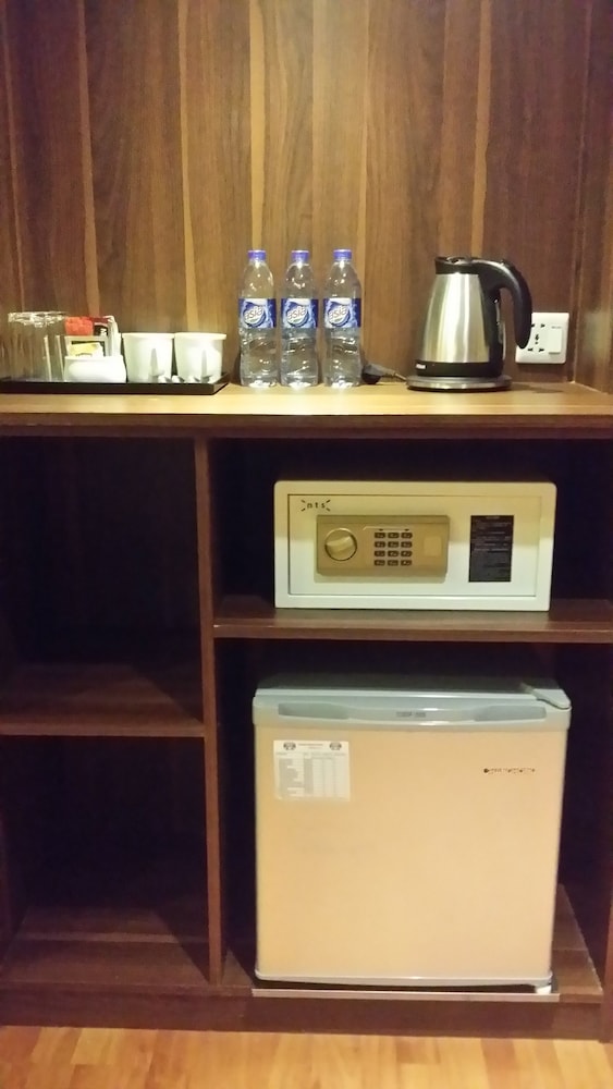 silver green hotel yangon