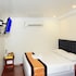 hotel bond