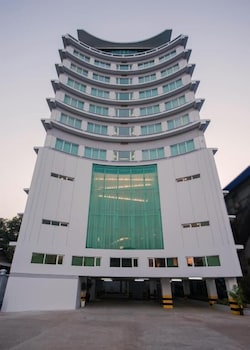 wyne hotel