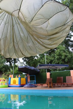 law ka thit sar hotel hostel