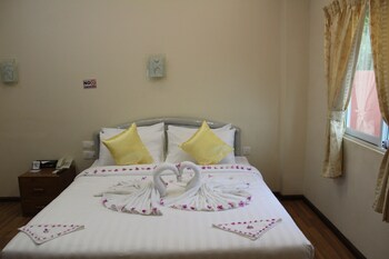 law ka thit sar hotel hostel