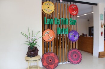 law ka thit sar hotel hostel