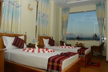 kayah golden hill hotel