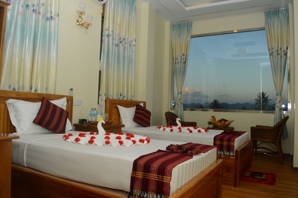 kayah golden hill hotel