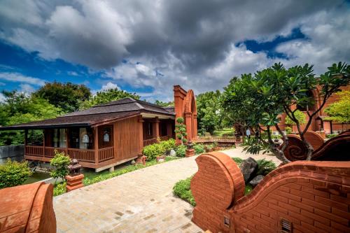 heritage bagan hotel