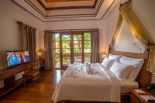 heritage bagan hotel