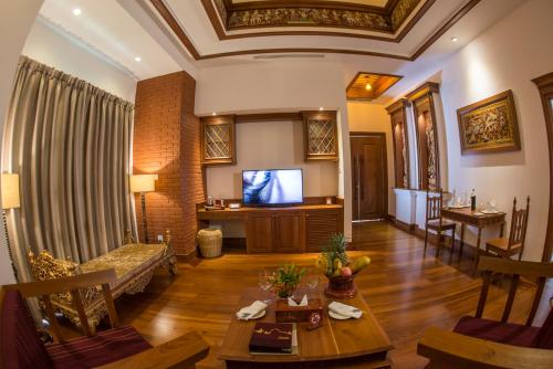 heritage bagan hotel