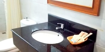 sky hotel hlaing thar yar yangon