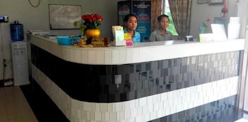 sky hotel hlaing thar yar yangon