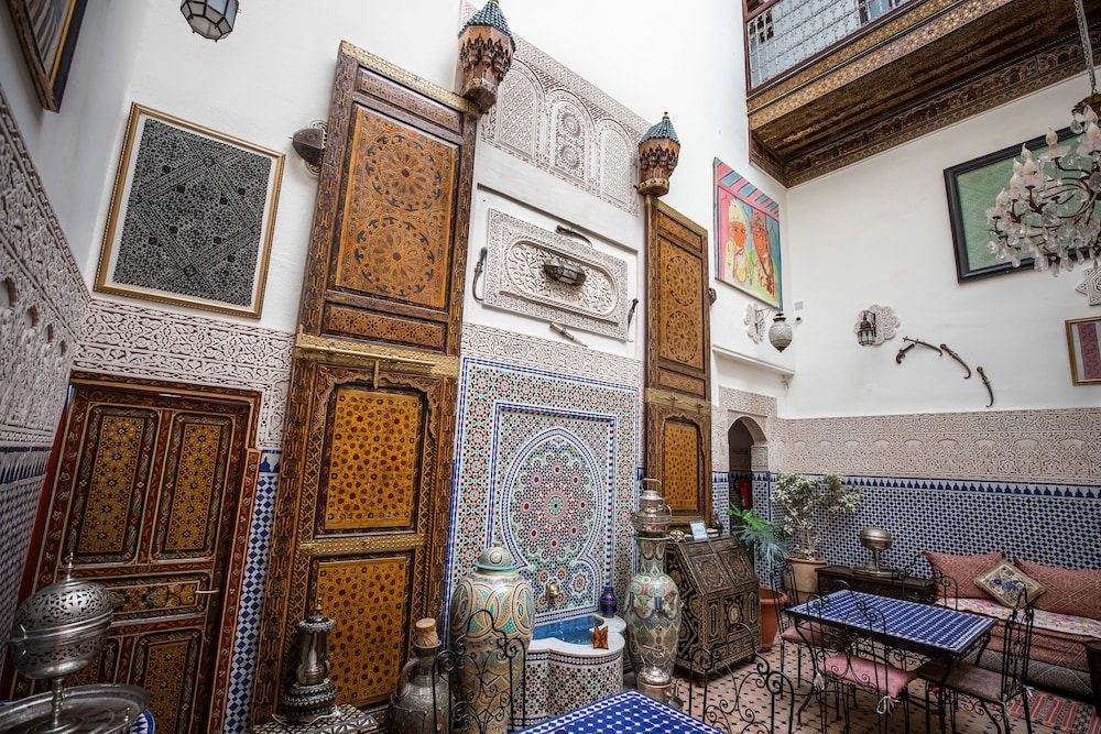 fes