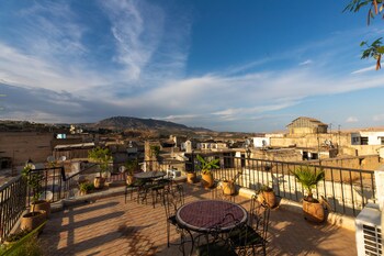 fes
