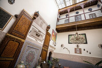 fes