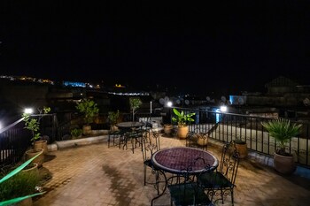 fes