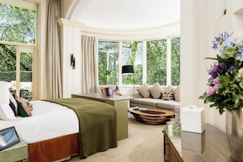 hotel xenia autograph collection