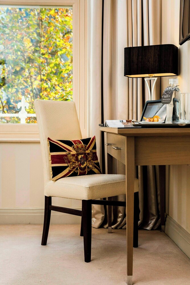 hotel xenia autograph collection