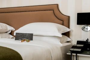 hotel xenia autograph collection