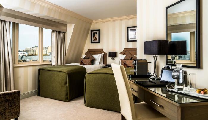 hotel xenia autograph collection