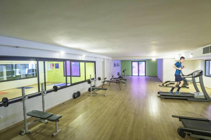 oliva condominium hotel