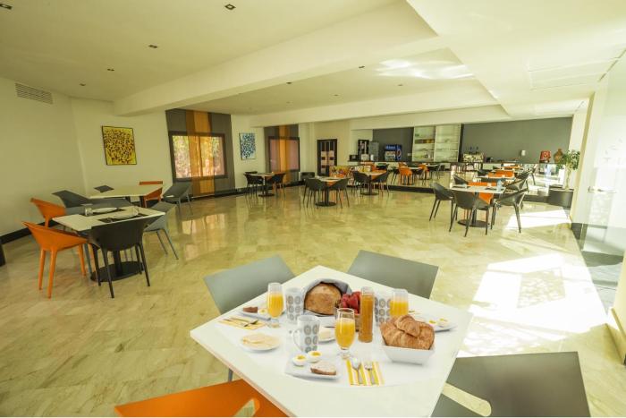 oliva condominium hotel