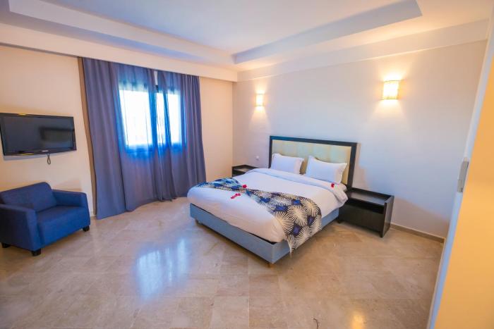 oliva condominium hotel