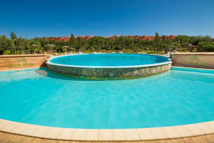 oliva condominium hotel