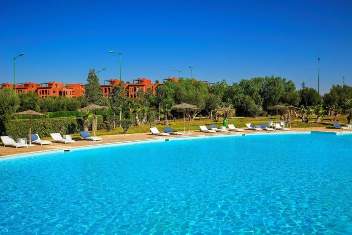 oliva condominium hotel