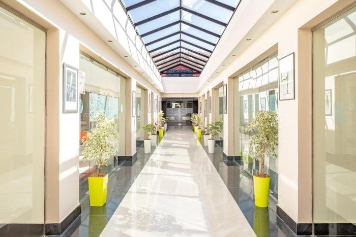 oliva condominium hotel