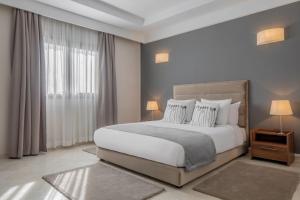 oliva condominium hotel