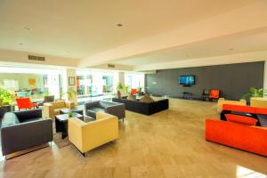 oliva condominium hotel