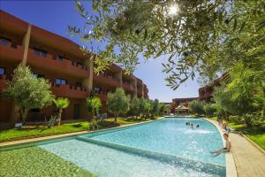 oliva condominium hotel