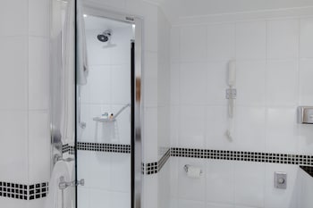 hilton london watford