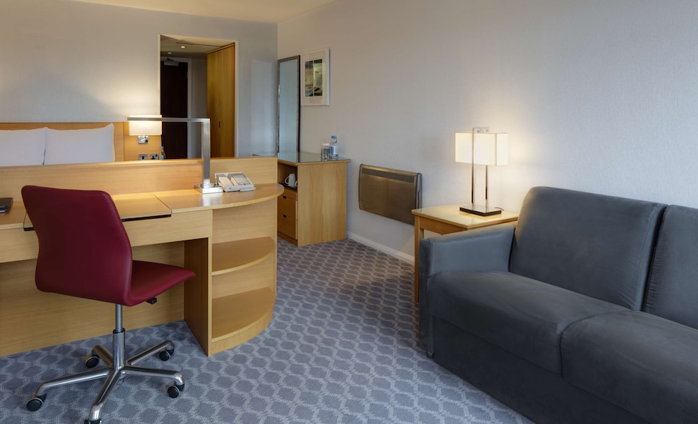 hilton london watford