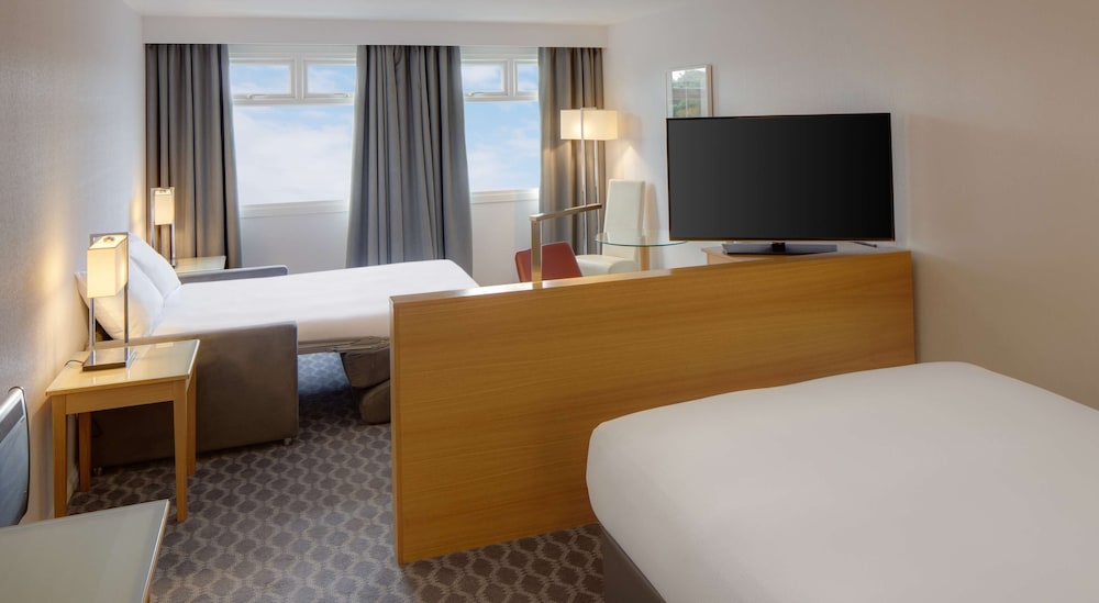 hilton london watford
