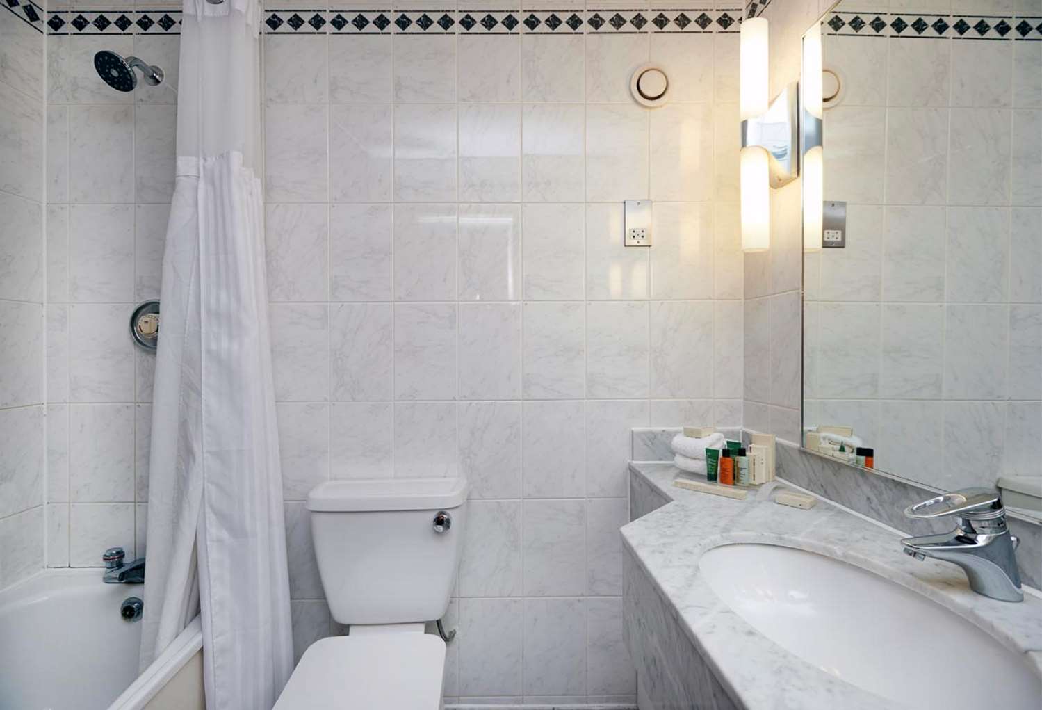 hilton london watford