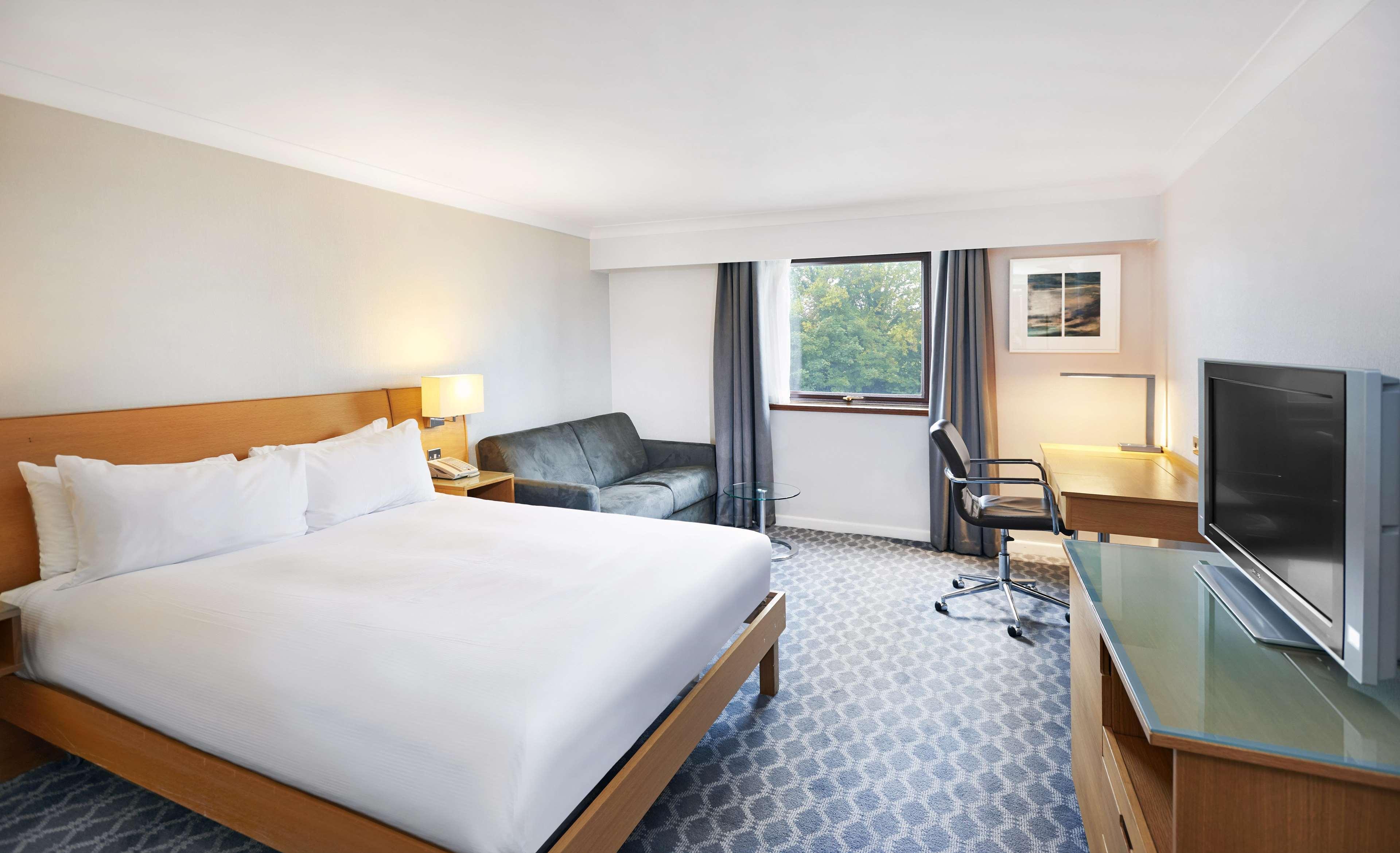 hilton london watford