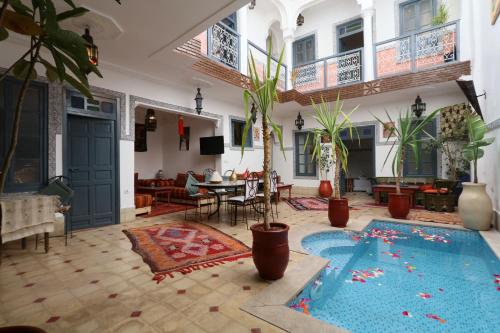 riad ivissa