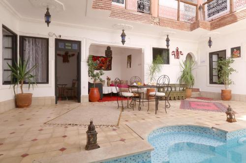 riad ivissa