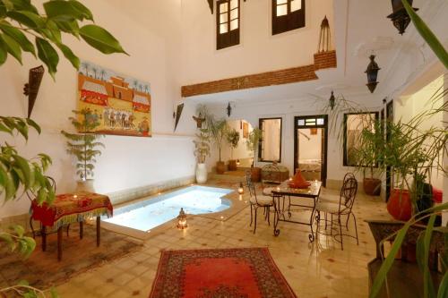 riad ivissa