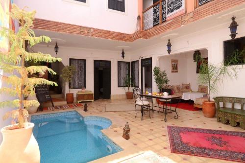 riad ivissa