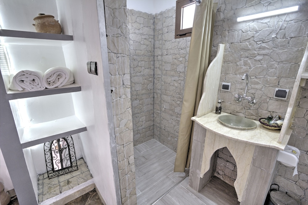 auberge miguirne chez ali