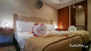 riad gallery 49