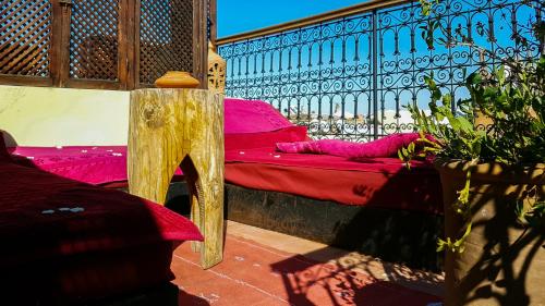 riad gallery 49