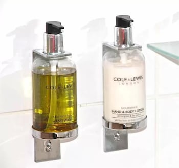 crompton guest house