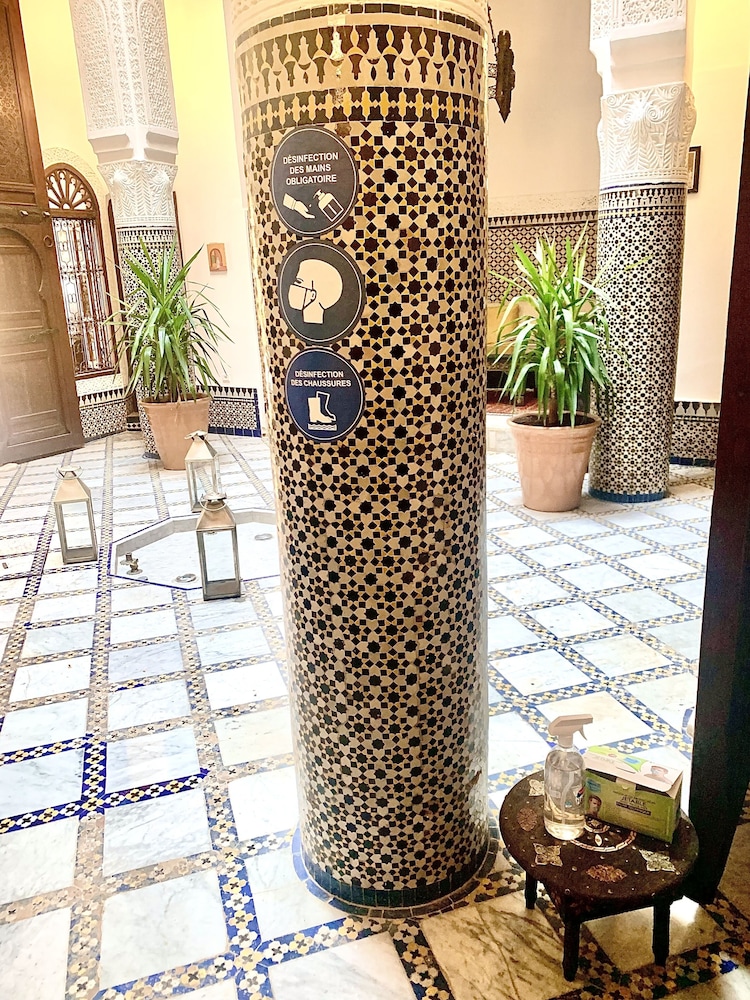 riad dar pierre